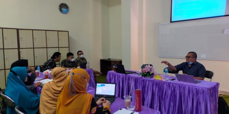 Pengelola Jurnal FAI dan FEB UMSU Antusias Mengikuti Kegiatan Pendampingan Jurnal